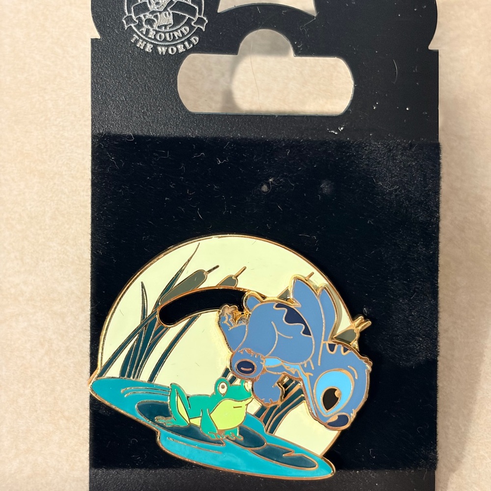 Disney “Leapfrog Stitch” Slider pin 2008